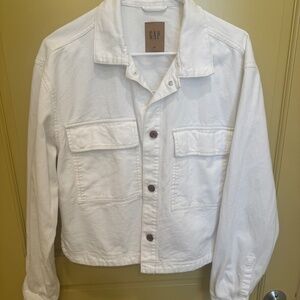 GAP White Utility Denim Jacket – Size Medium Tall